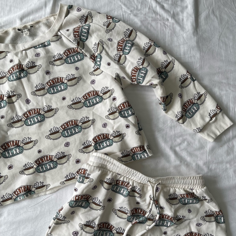 American Eagle Central Perk Matching Set